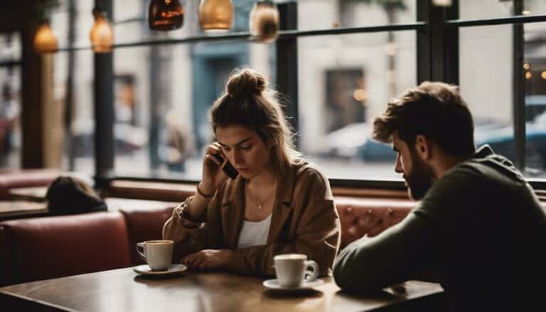 boyfriend constantly distracted by phone